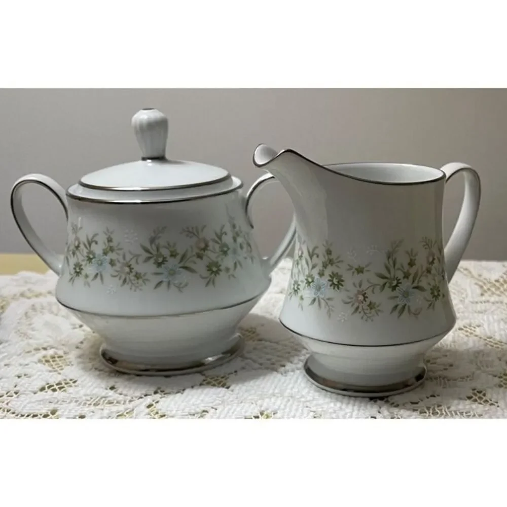 Noritake Savannah 203 Sugar Bowl & Creamer Set With Floral Pattern Porcelain